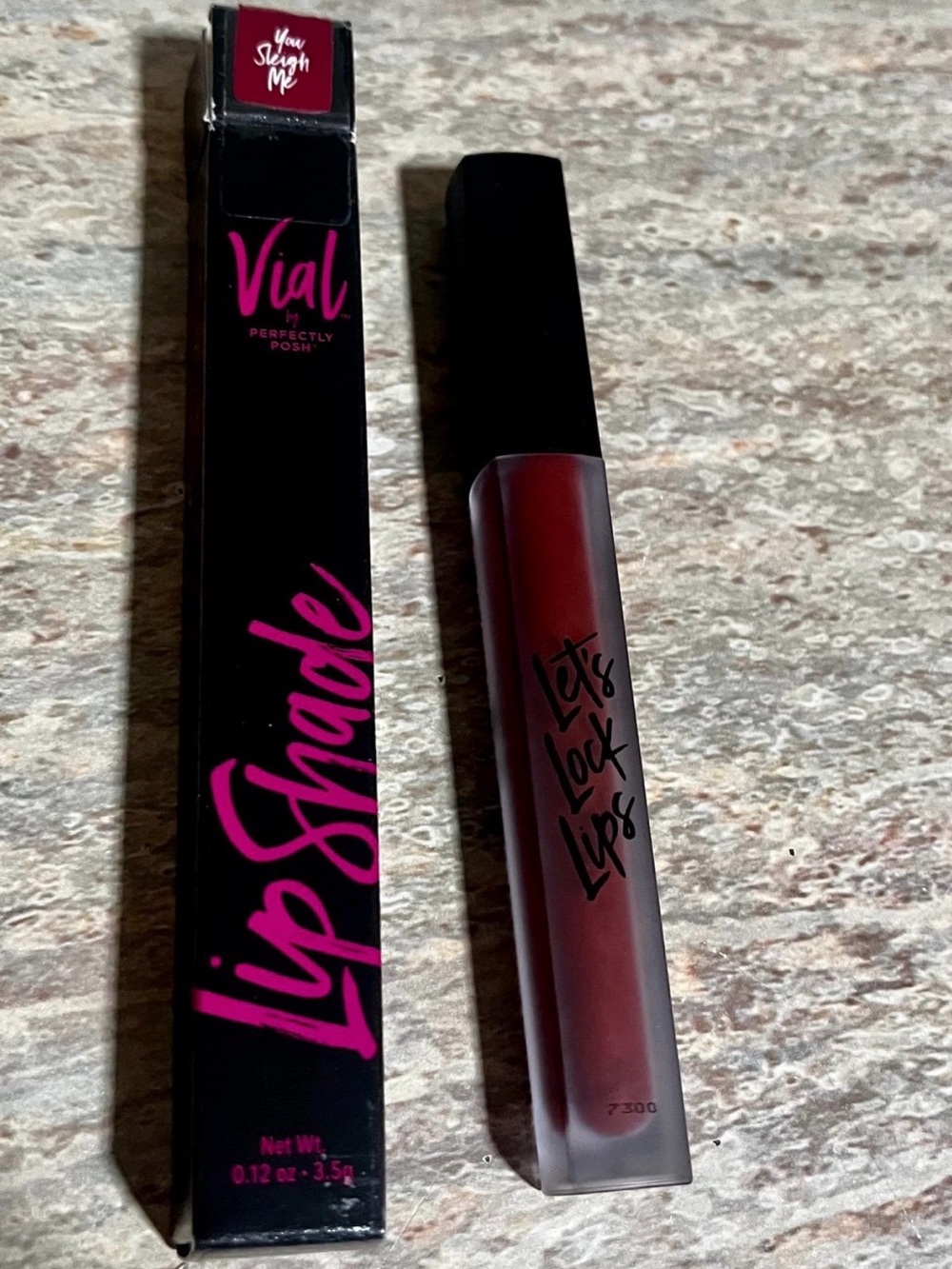 Perfectly Posh Vial You Sleigh Me Discontinued Lip Shade Lipstick -